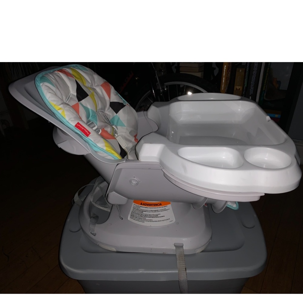 High Chair - Picture 2 of 2